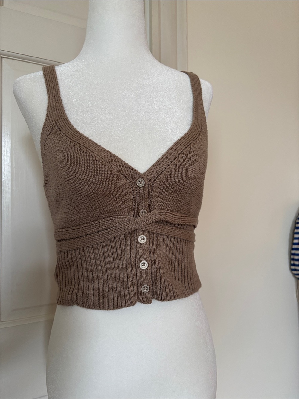 EUC Anthropologie Pilcro Beige Knit Wrap Tank Top size XS - Picture 4 of 9